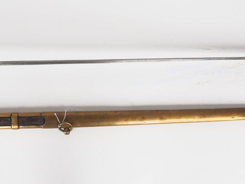 Sabre dans le goût des sabres tel que portés par les officiers des gre