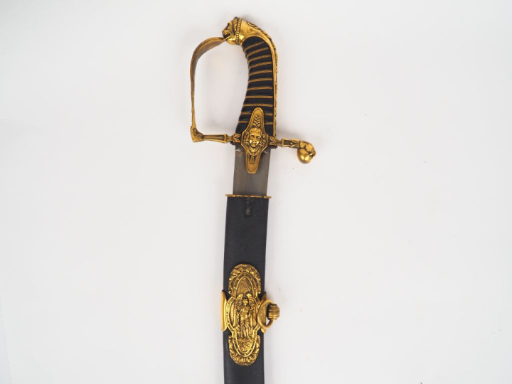 Reconstitution contemporaine d’un sabre de récompense des officiers gé