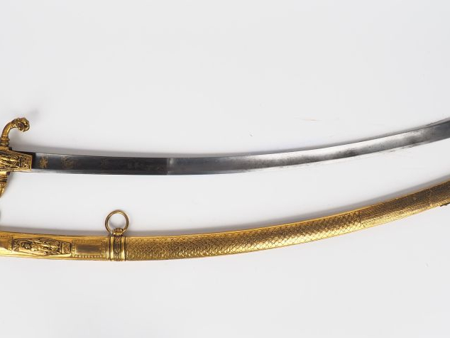 Reconstitution moderne d’une sabre de luxe ou de récompense pour offic