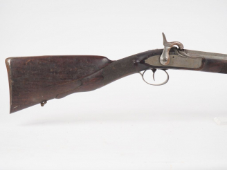 Vente aux enchères Long et inusuel fusil de chasse monocoup à percussion à canon octogona