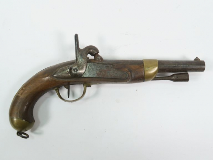 pistolet réglementaire Français modèle 1822 T bis fabriqué par la manu