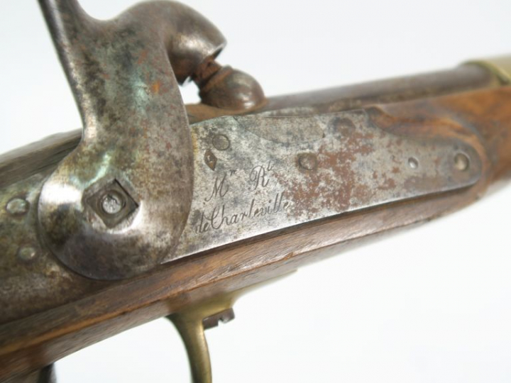 pistolet réglementaire Français modèle 1822 T bis fabriqué par la manu