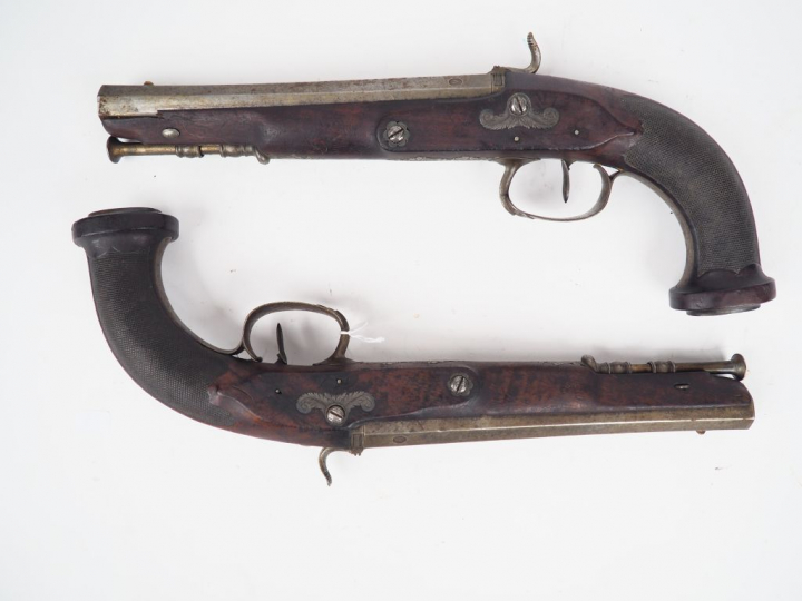 Très belle et fine paire de pistolets à percussion par « Nicolas Penel