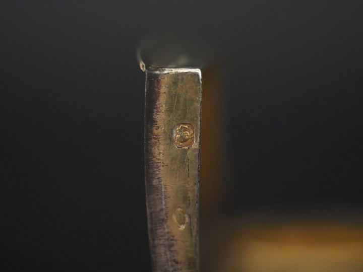 Deux différentes boites à tabac en argent, poinçon Minerve, à décor de