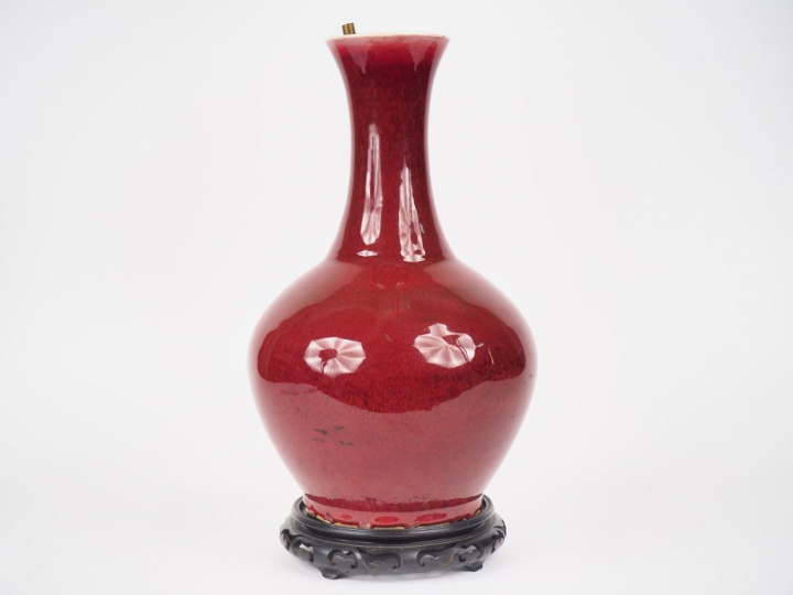 Chine, période Guangxu,(1875-1908) Vase bouteille à long col en porcel