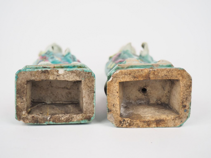 Chine, période Jiaqing (1796-1820) Ensemble en biscuit  comprenant deu