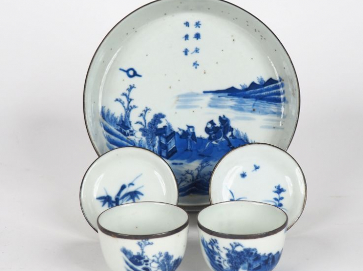 Vietnam, fin XIXe siècle, Ensemble comprenant une coupe et quatre sorb