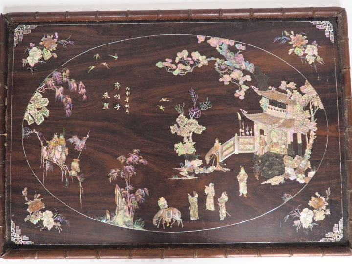 Indochine, travail de Nam Dinh vers 1900 Plateau en bois de rose incru