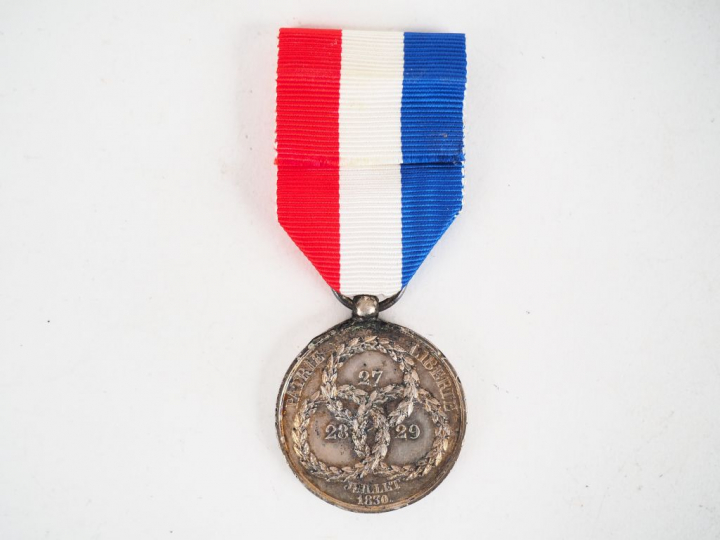 Médaille dite Commémoration des Trois Glorieuses ou Médaille de Juille