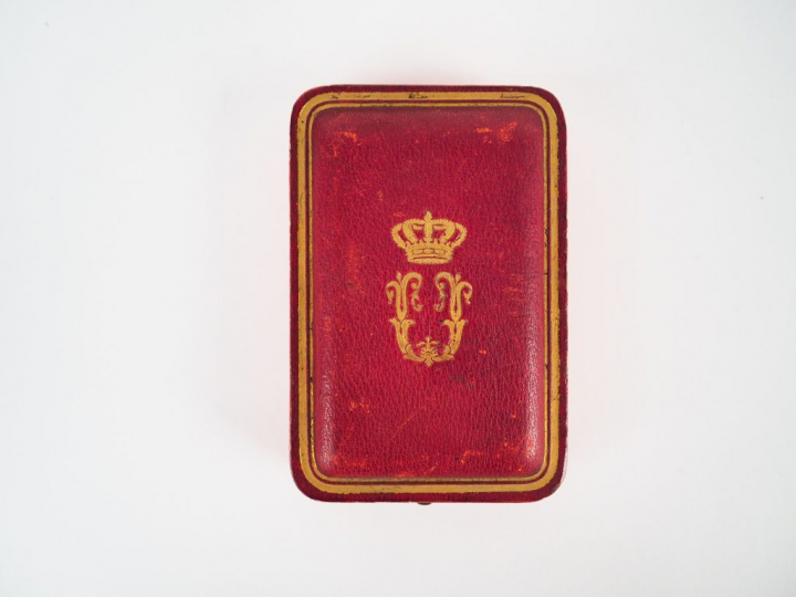 Croix italienne d’officier (4eme classe) de l’ordre de la couronne. In