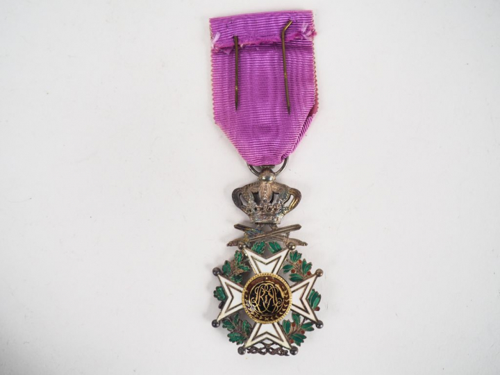 Etoile belge de chevalier de l’ordre de Léopold à titre militaire (deu