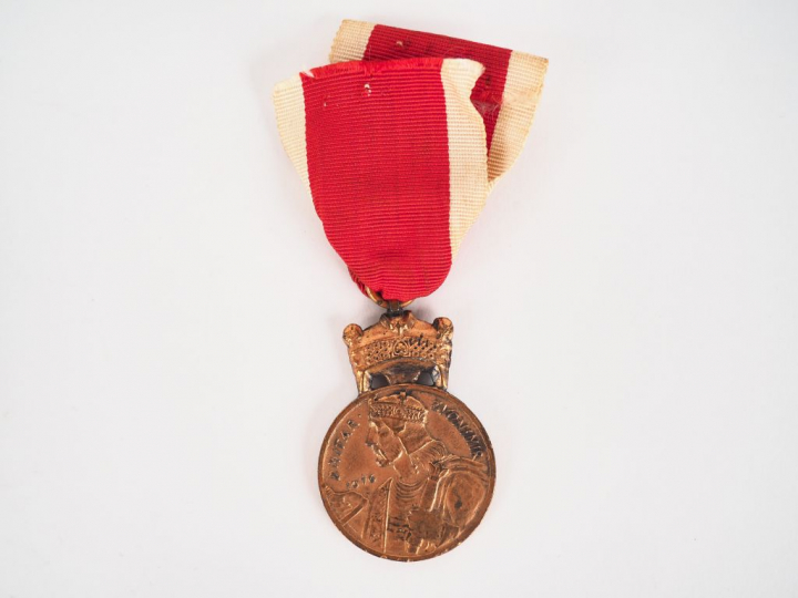 Rare médaille Croate pour Oustachis (Ustaše), module rond biface en cu
