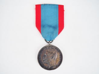 Vente aux enchères Rare médaille de la bravoure du grand-duché de Hesse. Module rond en a