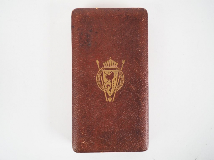 Belle croix Bavaroise du mérite à titre militaire, module biface branc