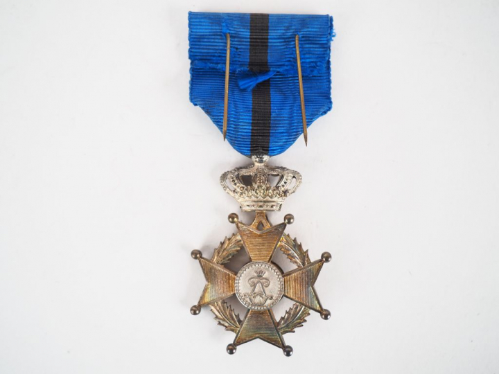 Etoile belge de chevalier de l’ordre de Léopold à titre civil avec son