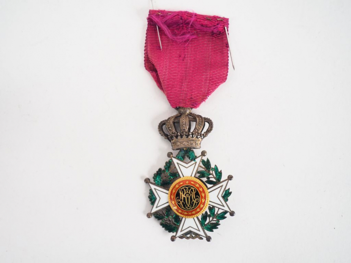 Etoile belge de chevalier de l’ordre de Léopold à titre civil avec son