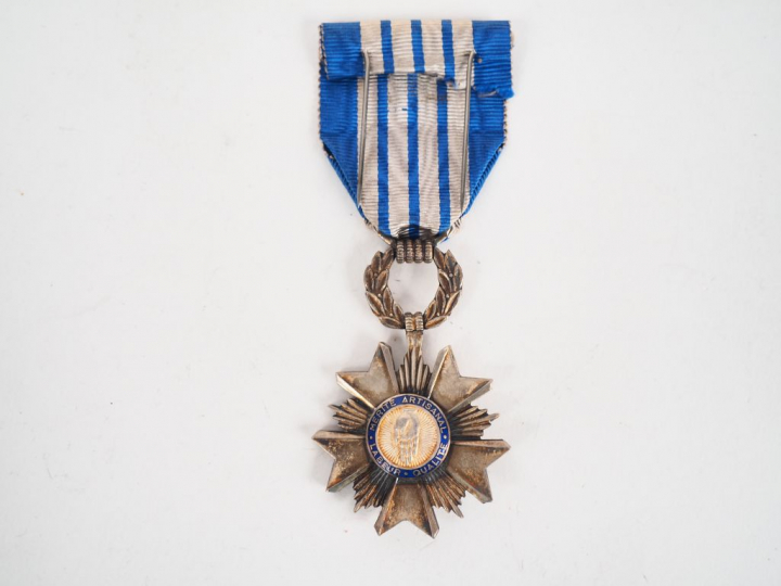Décoration Française du mérite artisanal (instituée en 1948), module a