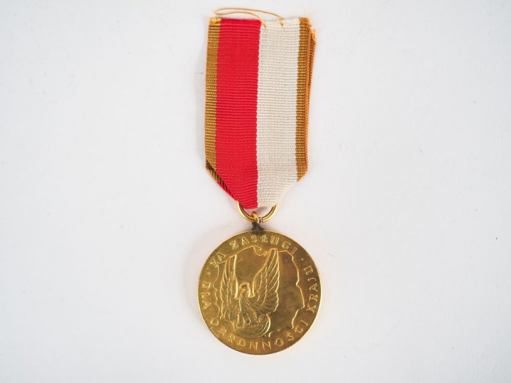 Médaille du mérite polonais pour la défense du pays, module rond en br