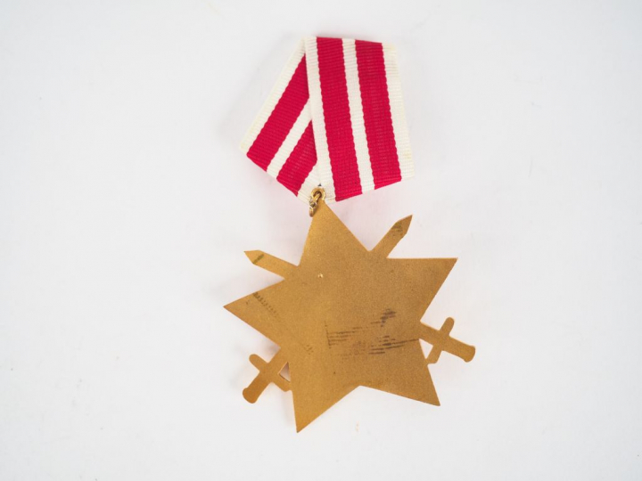 Etoile bulgare uniface de l’ordre du 9 Septembre 1944 à titre militair