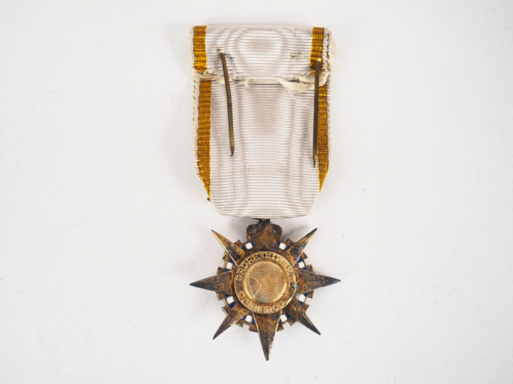 Etoile Française de chevalier de l’Ordre du Mérite Commercial dans sa 