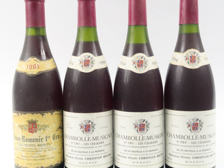 4 BOUTEILLES : 3 CHAMBOLLE MUSIGNY 1er CRU 'LES CHARMES' C. BRUNO 1994