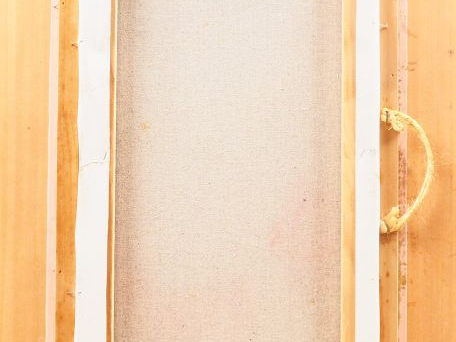 Vladimir PETROV. "Elegante au café". Huile sur toile, signée en bas à 