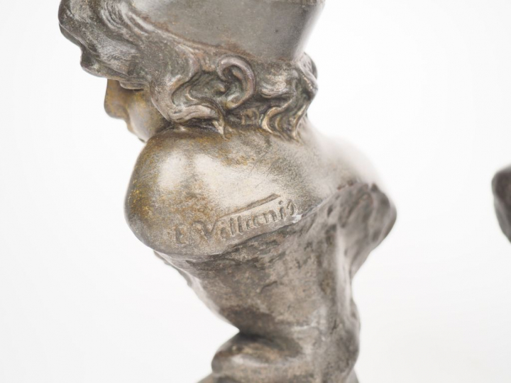 Emmanuel VILLANIS. "Sapho" et "Circé". Paire de sujets en régule argen