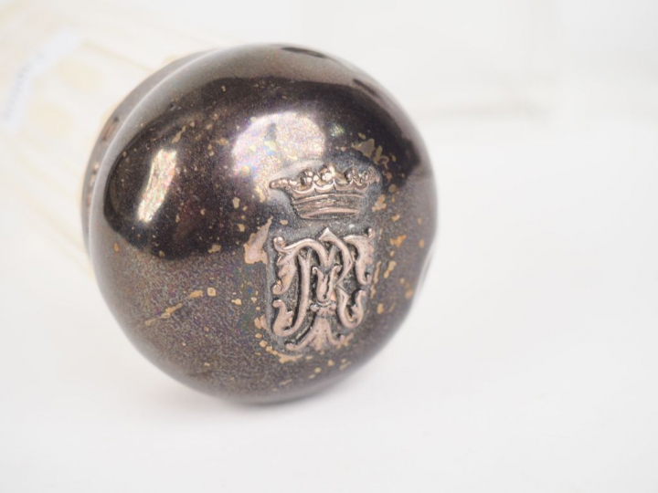 Garniture de toilette en cristal et argent ou métal argenté anglais, b