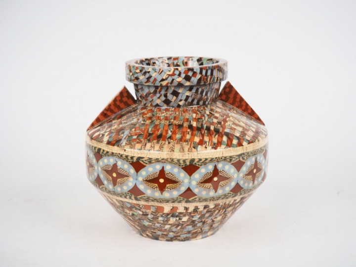 GERBINO.  Vase Art Déco en céramique polychrome à décor de motifs géom