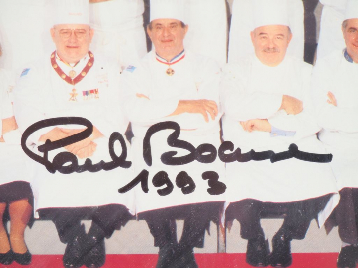 Affiche des Bocuse d'or dédicacée par Paul Bocuse et datée 1993. Dim. 
