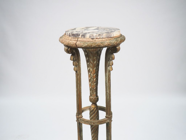 Sellette XIXème de style Louis XVI en bois laqué vert à décor de pomme