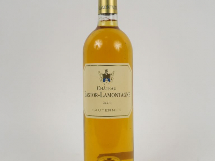 1 BOUTEILLE CHÂTEAU BASTOR LAMONTAGNE SAUTERNES - 2007