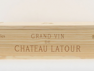 Vente aux enchères 6 BOUTEILLES CHÂTEAU LATOUR 1er GCC PAUILLAC - 2007 - CBO - CAISSE CER