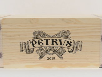 Vente aux enchères 3 BOUTEILLES CHÂTEAU PETRUS POMEROL - 2019 - CBO