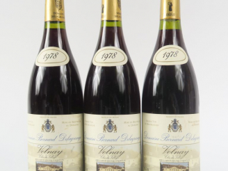 Vente aux enchères 3 BOUTEILLES VOLNAY 'CLOS DU VILLAGE' DOMAINE BERNARD DELAGRANGE - 197
