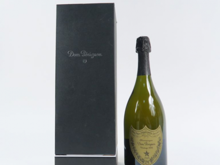 1 BOUTEILLE CHAMPAGNE DOM PÉRIGNON - 2000 - COFFRET