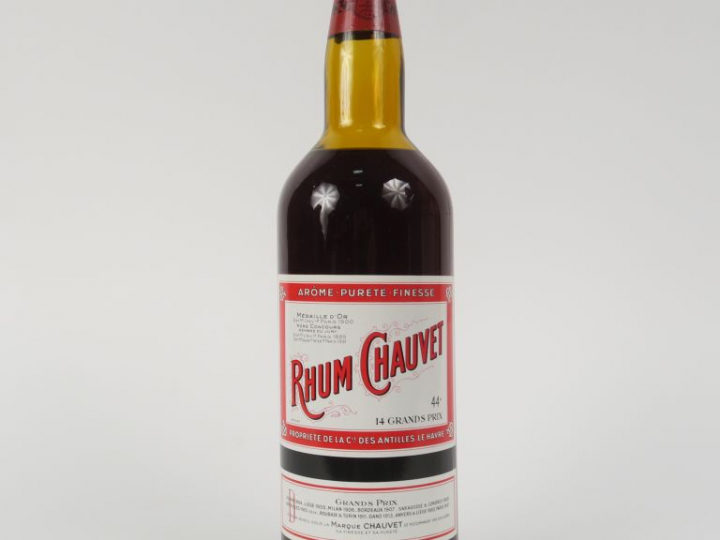 1 VIEILLE BOUTEILLE (1 L) RHUM CHAUVET 44° ANNÉES 60/70 - ET NEUVE