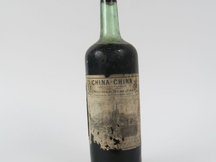 1 TRÈS VIEILLE BOUTEILLE CHINA CHINA A. MEUNIER MÈRE   FILS à VOIRON -