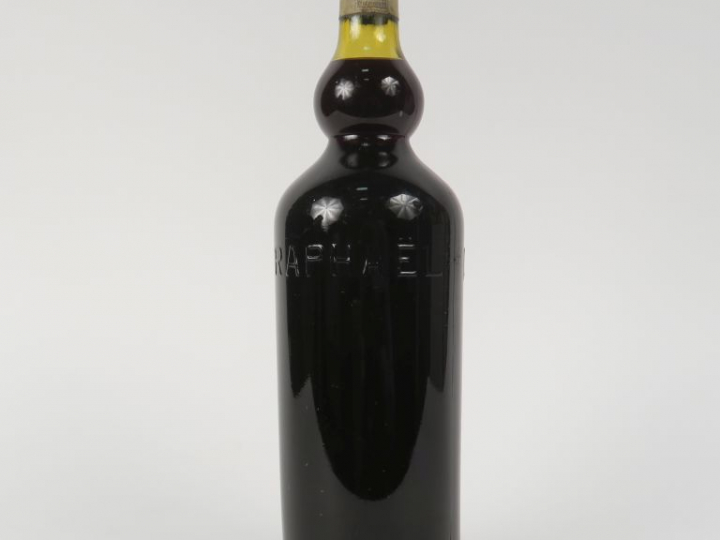 1 VIEILLE BOUTEILLE QUINQUINA ST RAPHAËL ANNÉES 40/50 - SE
