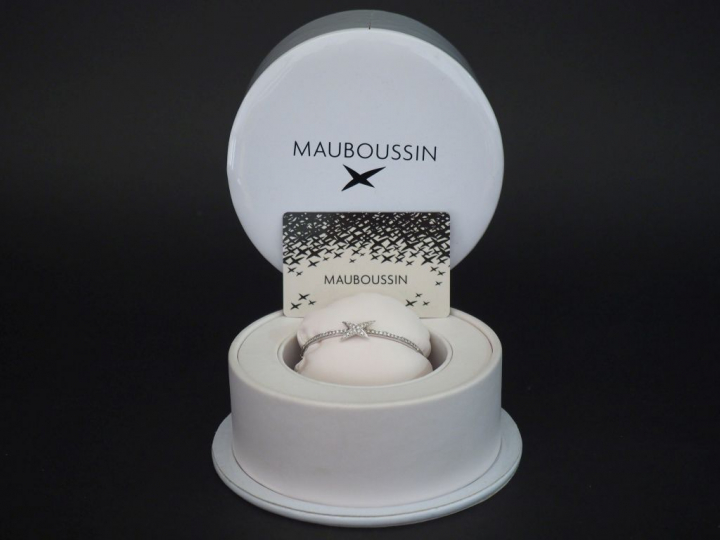 MAUBOUSSIN. Bracelet "mes nuances à toi, full", en or blanc et pavage 