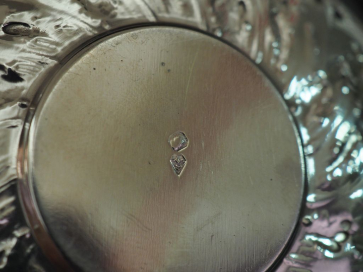 Ensemble de quatre tasses et sous tasses en argent, poinçon Minerve. P