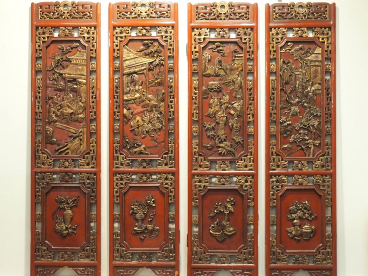 Ningbo, fin du XIXe siècle  Paravent à quatre feuilles en bois laqué r