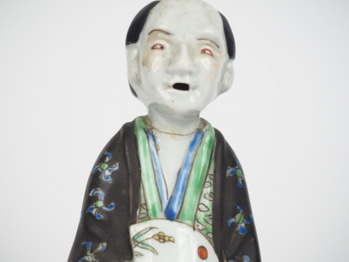 Chine du Sud, Vietnam, Japon  Ensemble comprenant quatre statuettes en