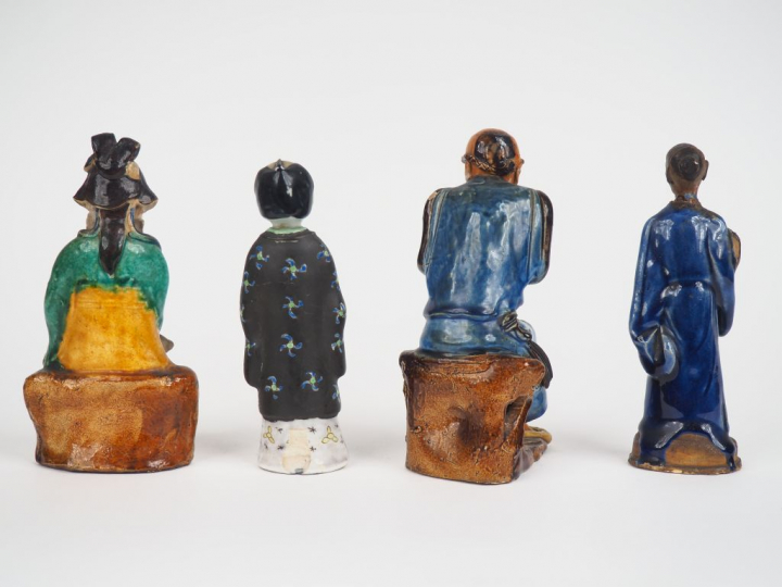 Chine du Sud, Vietnam, Japon  Ensemble comprenant quatre statuettes en