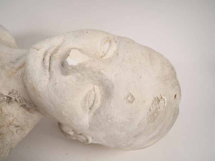 Ecole française ou vietnamienne dans le goût de l'école de Hanoï. Bust