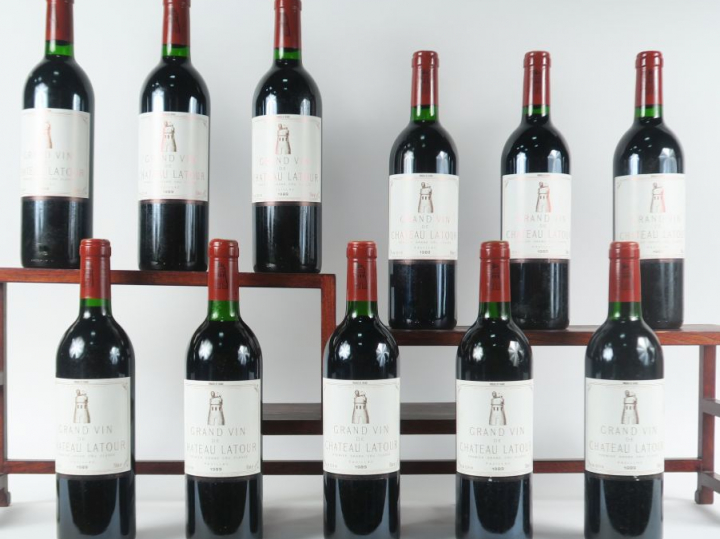 11 BOUTEILLES CHÂTEAU LATOUR 1er GCC PAUILLAC - 1989 - 7 BG