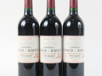 Vente aux enchères 3 BOUTEILLES CHÂTEAU LYNCH BAGES GCC PAUILLAC - 1993