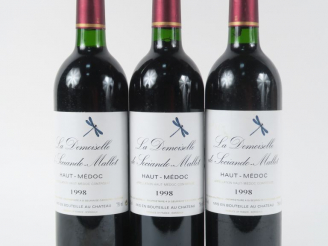 Vente aux enchères 3 BOUTEILLES LA DEMOISELLE DE SOCIANDO MALLET HAUT MEDOC - 1998