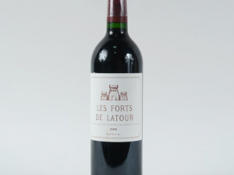 Vente aux enchères 1 BOUTEILLE LES FORTS DE LATOUR PAUILLAC - 2000