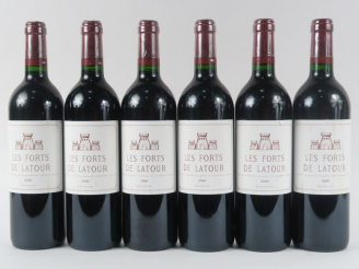 Vente aux enchères 6 BOUTEILLES LES FORTS DE LATOUR PAUILLAC - 2000 - 1 ETLA